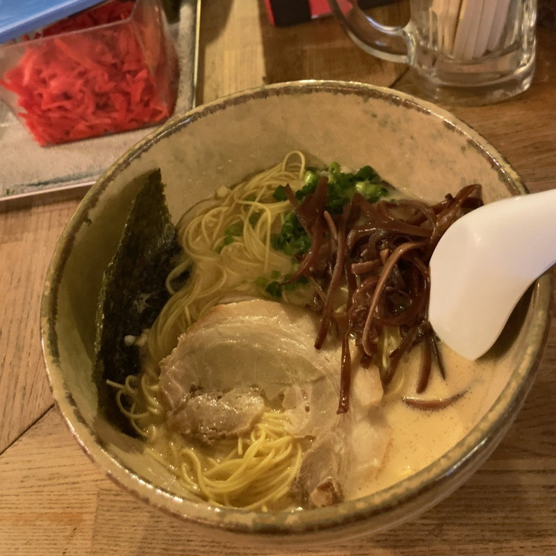 豚骨ラーメン(とん龍  )