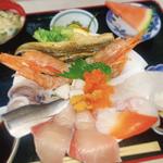 海鮮丼定食(漁師直営いけす 立石)