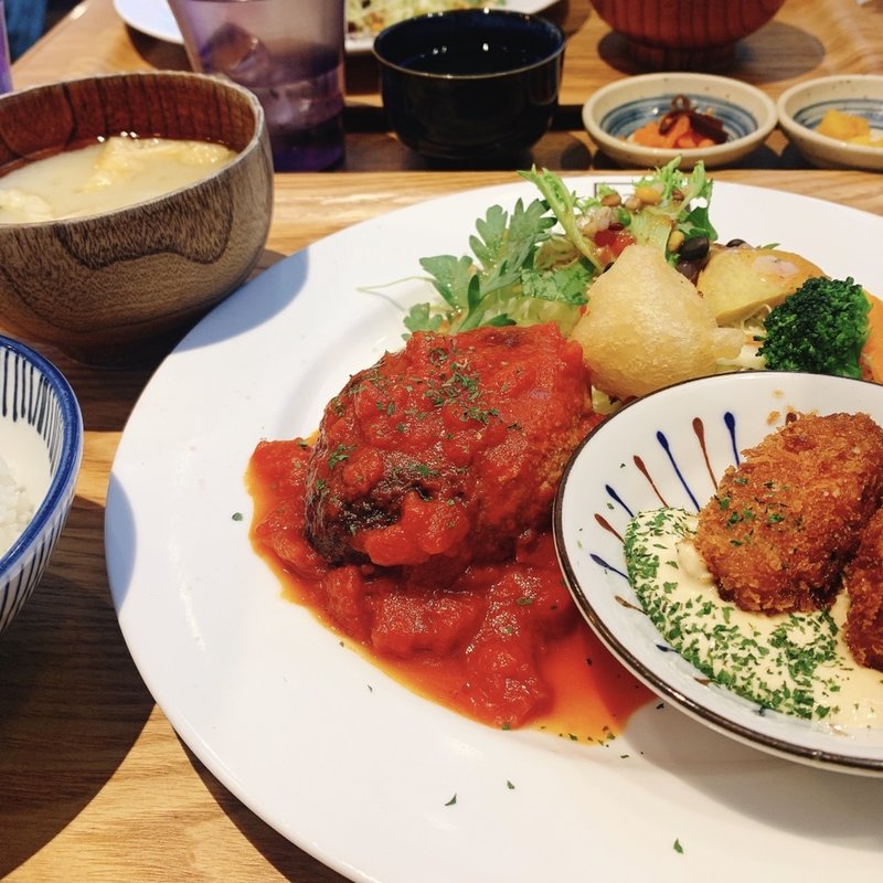 (いっかく食堂 六本松店)