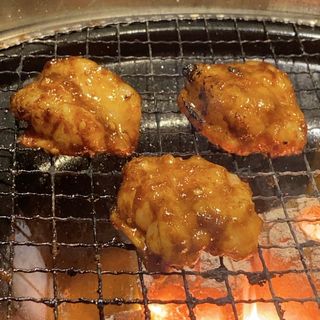 牛ホル(炭火焼肉 萩屋)