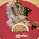 太刀魚の炙り刺身(かいだんのうえ)