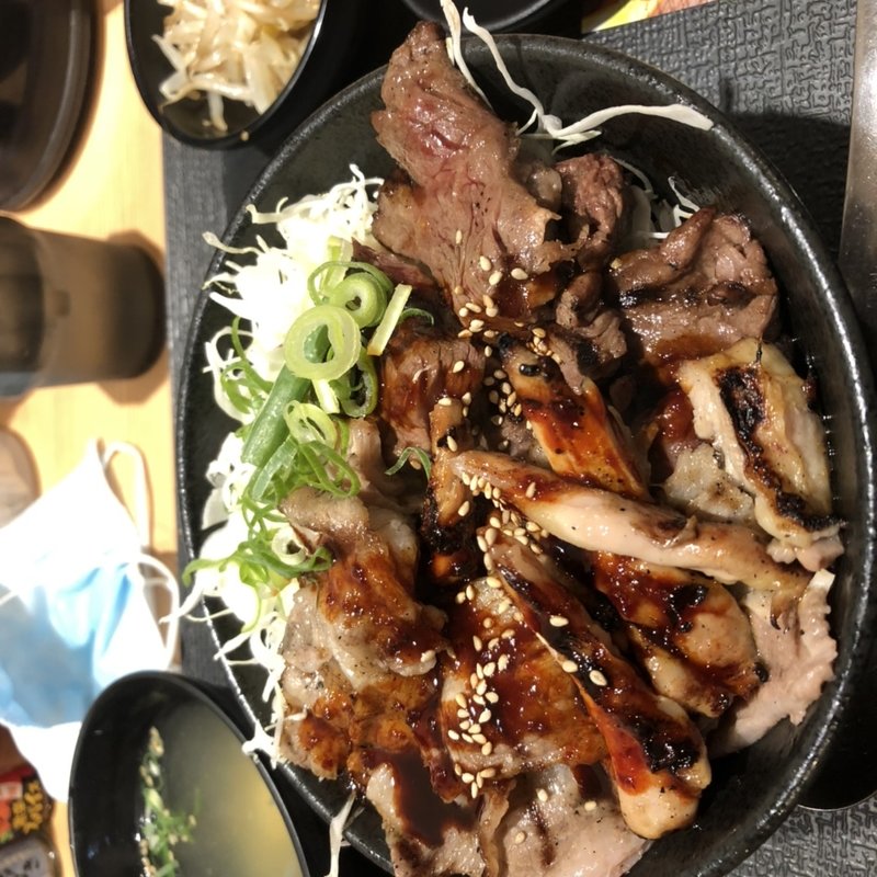 (道頓堀肉劇場)