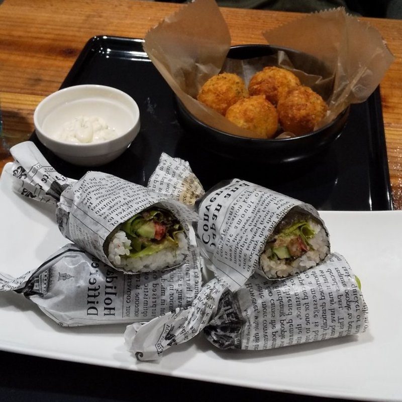 から揚げタルタルロール(MONO9LO)