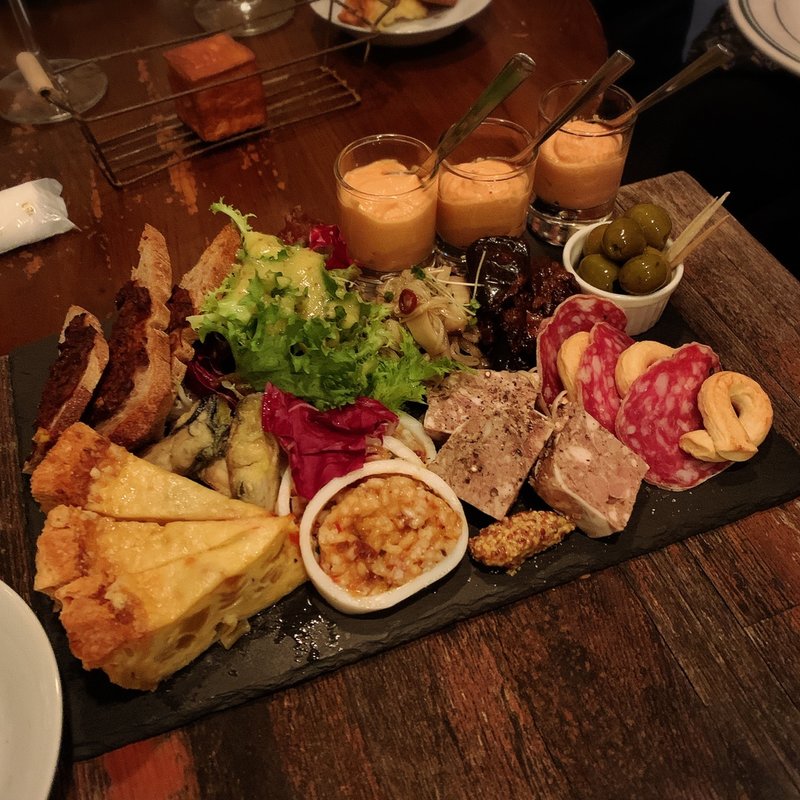 前菜10品盛り合わせ(ドランカー 恵比寿店 )