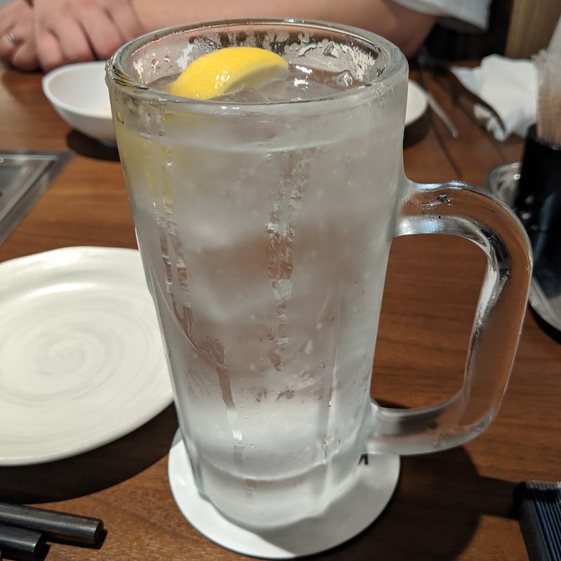 生レモンサワー(十勝ハーブ牛ホルモン MONMOM)