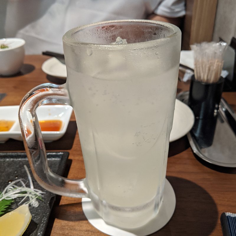 生柚子サワー(十勝ハーブ牛ホルモン MONMOM)