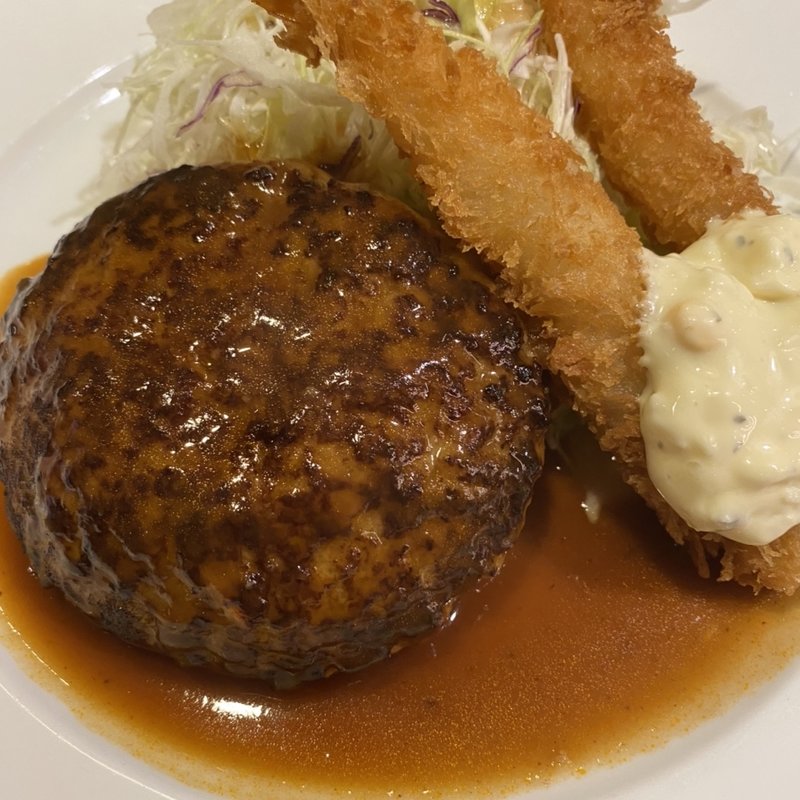 チーズインハンバーグ(ガスト 麻布十番店 )