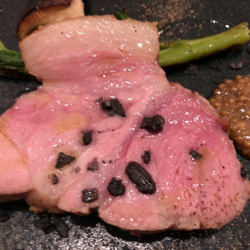 黒豚のソテー(Cosmologia)