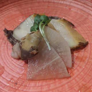 アワビ柔らか煮(鮨と酒 魚伸)