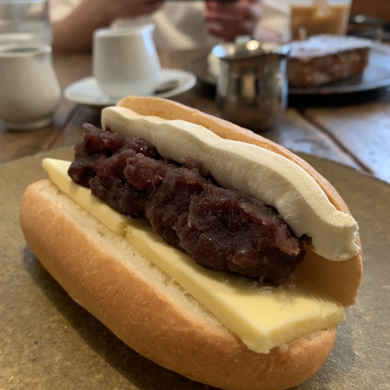 あんバターリコッタチーズサンド(bistro rojiura)