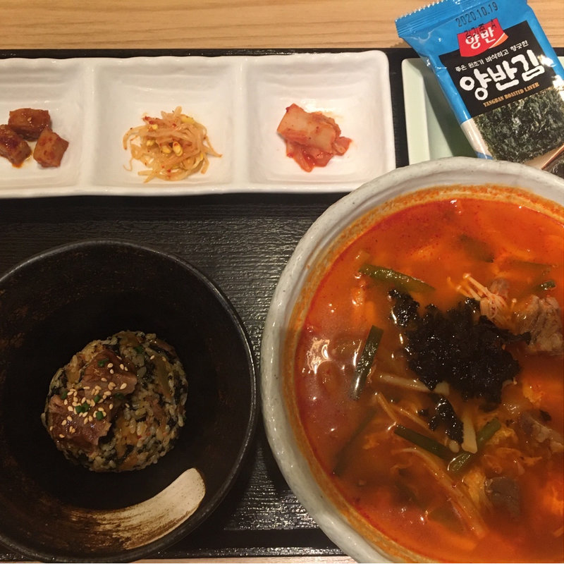 カルビラーメン(JIJIMI GO)