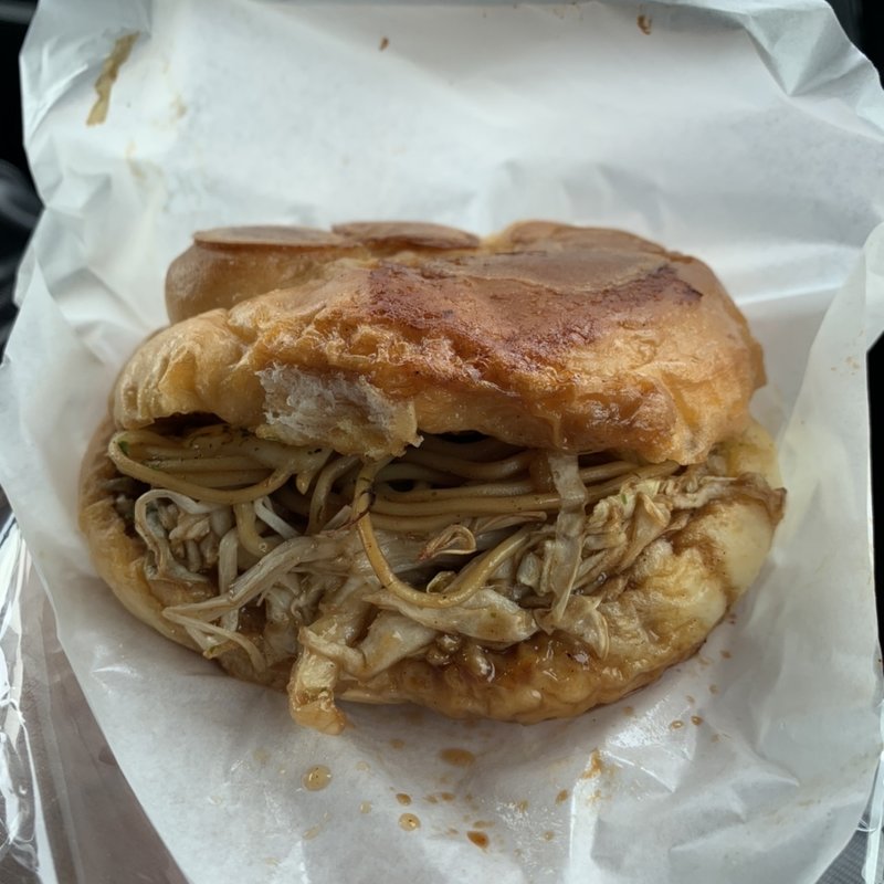 お好み焼きバーガー(宮島サービスエリア下り線 ショッピングコーナー )