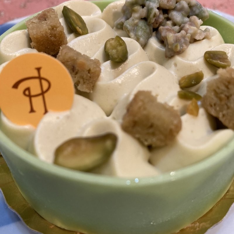 エレナ(ピエールエルメ)