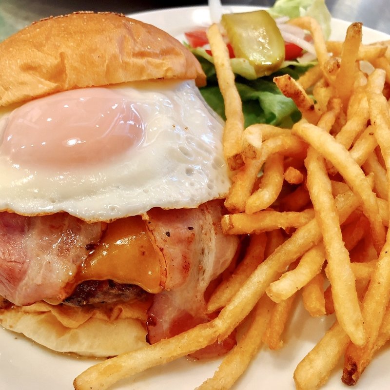 サニーバーガー(サニーダイナー 本店 （SUNNY DINER）)