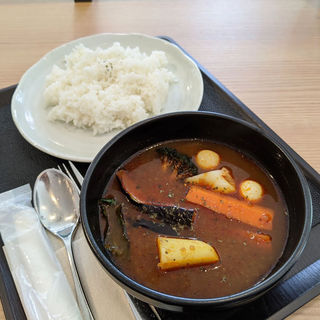 『スープカレー』チキン or 野菜(北海道 熊牛68珈琲)