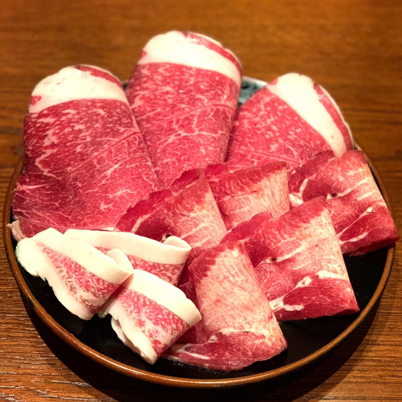 すき焼き 黒毛和牛リブロースかぶり牛タンミスジ(もん善別館 )