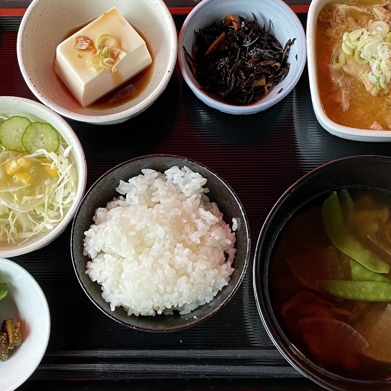 モツ煮定食(道の駅 みつまた )