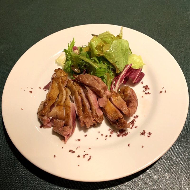 地鶏のレアグリル(Allez-allez！Du vins！ （アレアレデュヴァン）)