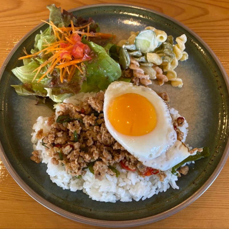 ガパオライス(MAHANA Terrace)