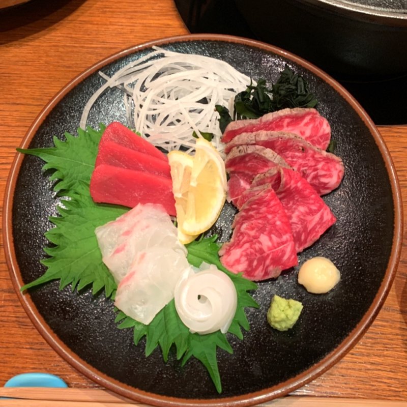 お造りの盛り合わせ(もん善別館 )