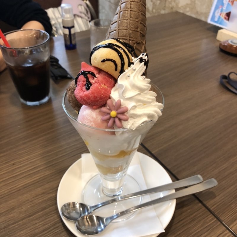 チョコレートパフェ(ベルズカフェ)