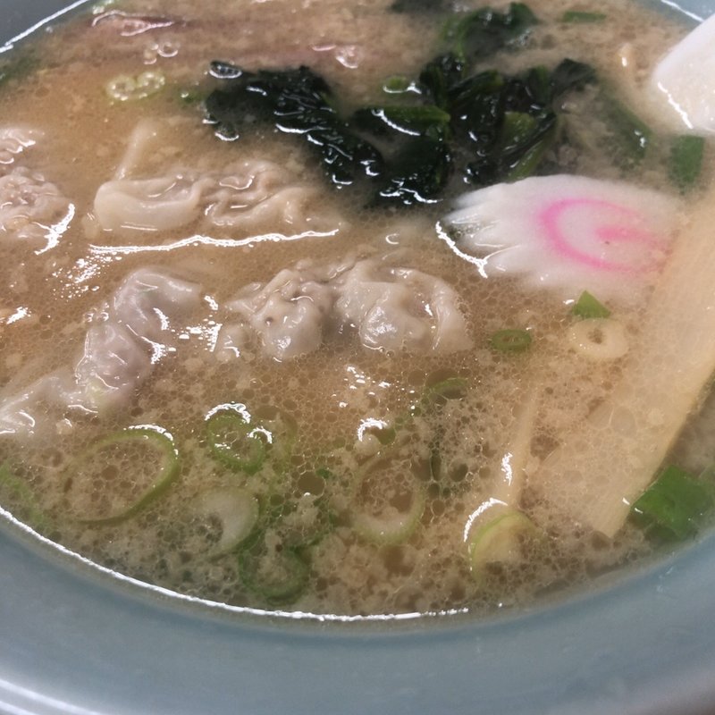 ワンタン麺(拉麺職人満大 )