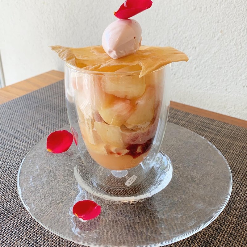 パルフェペッシュローズ(セイイチロウ ニシゾノ （Seiichiro NISHIZONO）)