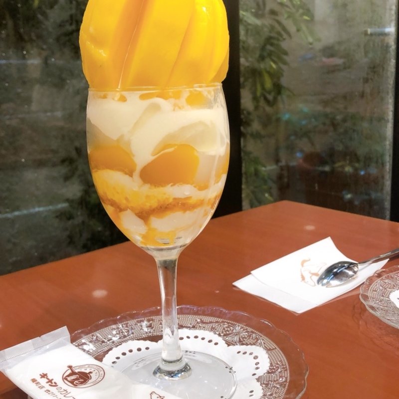 マンゴーパフェ(T’s cafe ゲートイン)