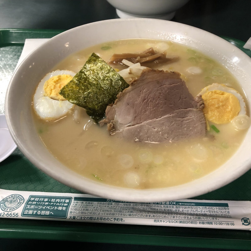 塩ラーメン(ラッキーピエロ 人見店 （LUCKY PIERROT）)