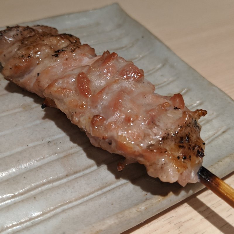 せせり(焼鳥 おみ乃)