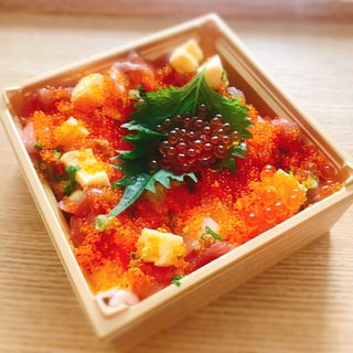海鮮丼(sakana bacca都立大学)