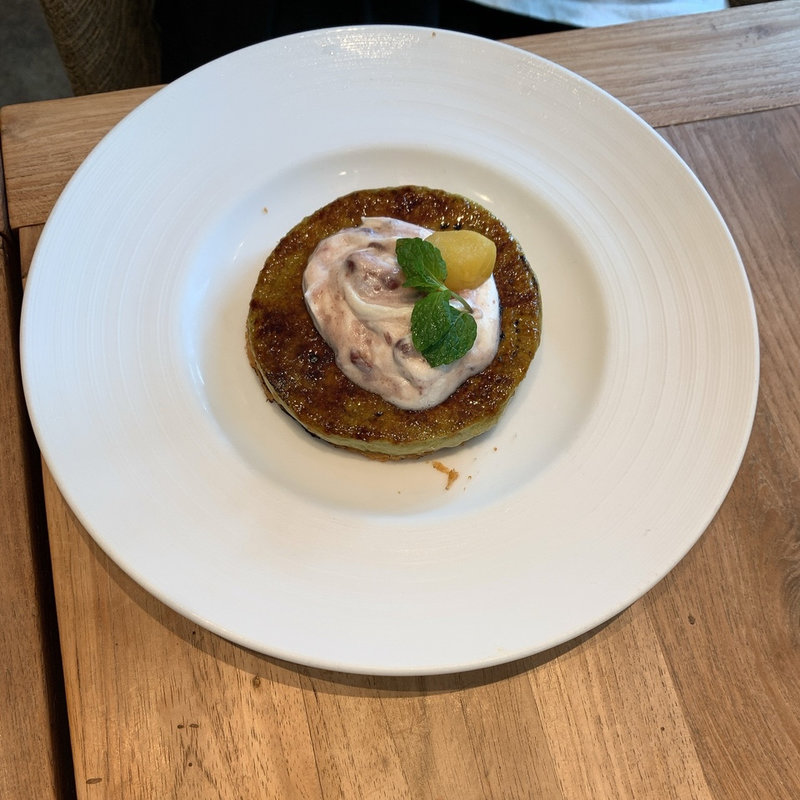 抹茶のクレームブリュレ(ロイヤルガーデンカフェ 飯田橋(Royal Garden Cafe))