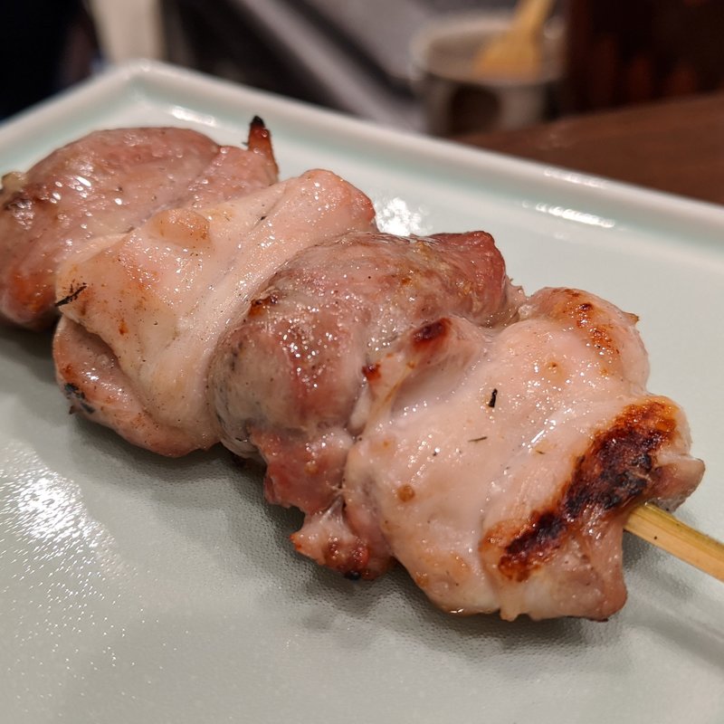 七谷地鶏内もも(鳥田中)