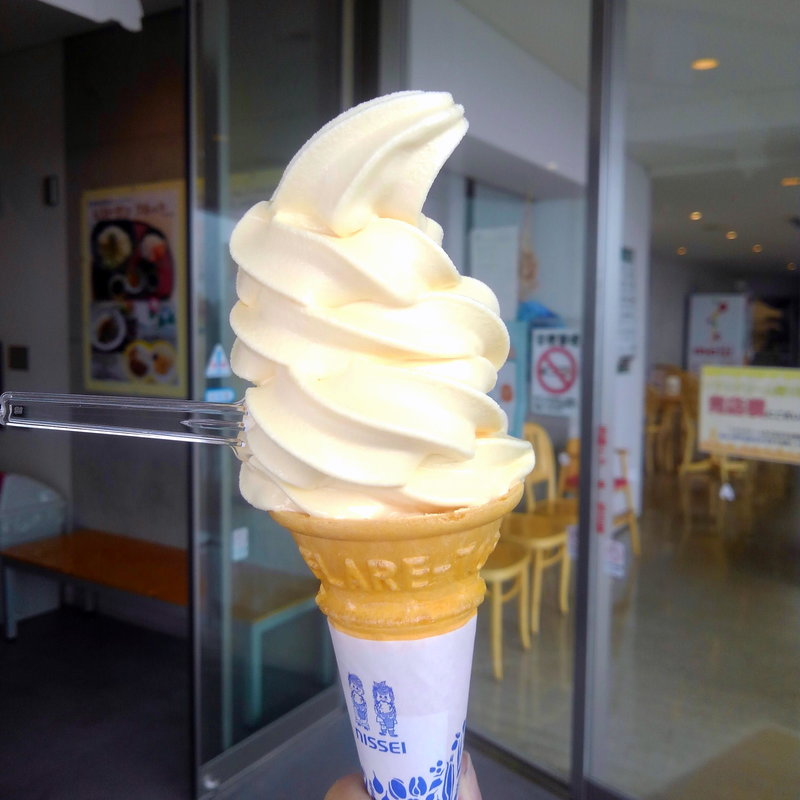 さつまいもソフト(男鹿水族館GAO ミュージアムショップ （オガスイゾクカンガオ ミュージアムショップ）)