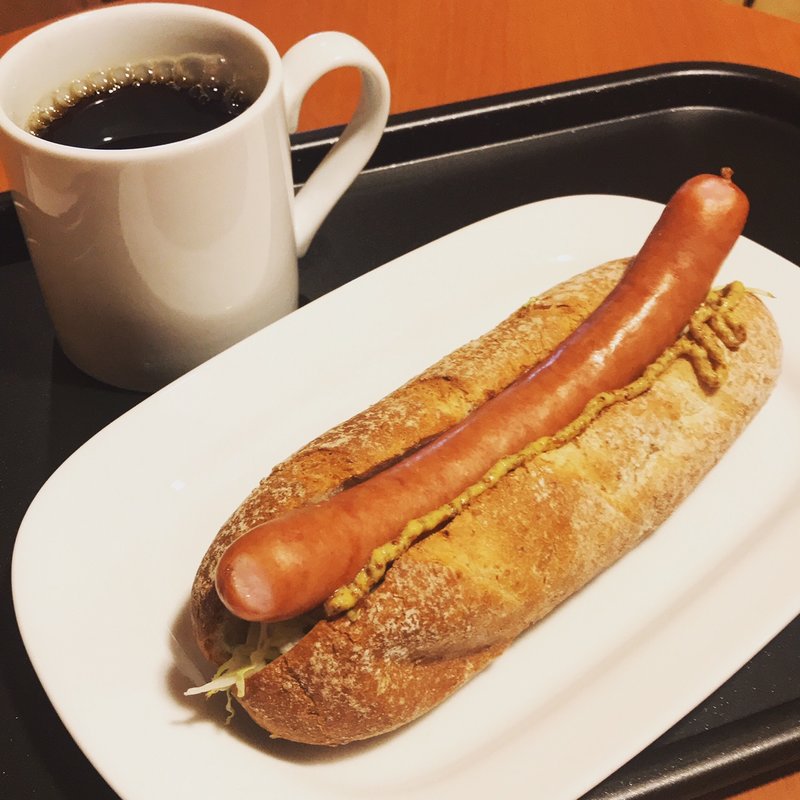 焼きたてドッグ プレーン(カフェ・ベローチェ 綾瀬店)