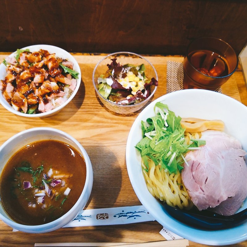 燻製醤油つけ麺ランチセット(麺屋33 （めんやさんじゅうさん）)
