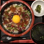 肉いくら丼(浅草橋 鮨 うらおにかい)