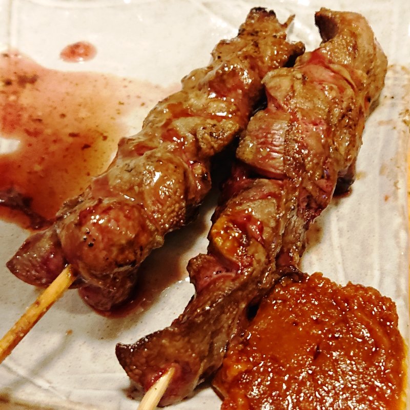 豚レバー串(大衆酒場BEETLE 本店)