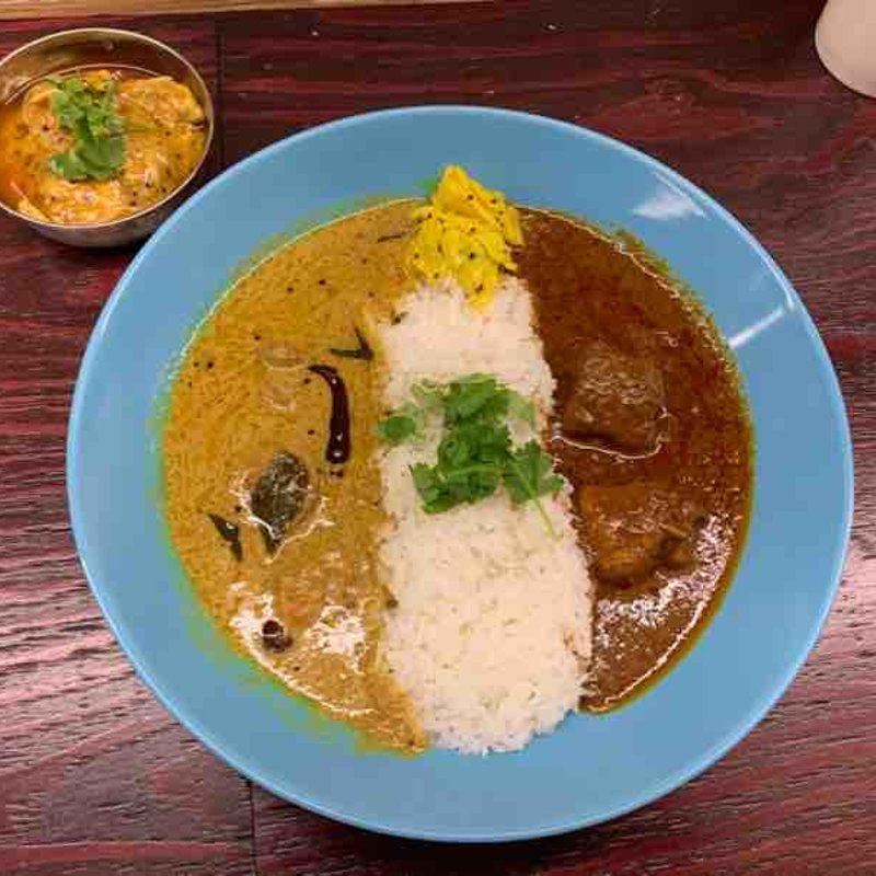 2種あいがけ(エピタフカレー)