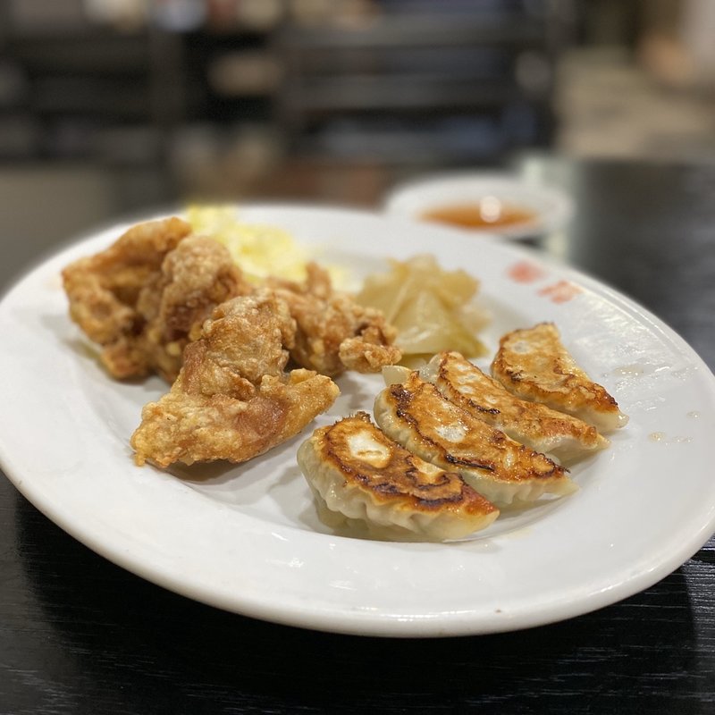 晩酌セット(からあげ、餃子、ザーサイ)(柳苑 )