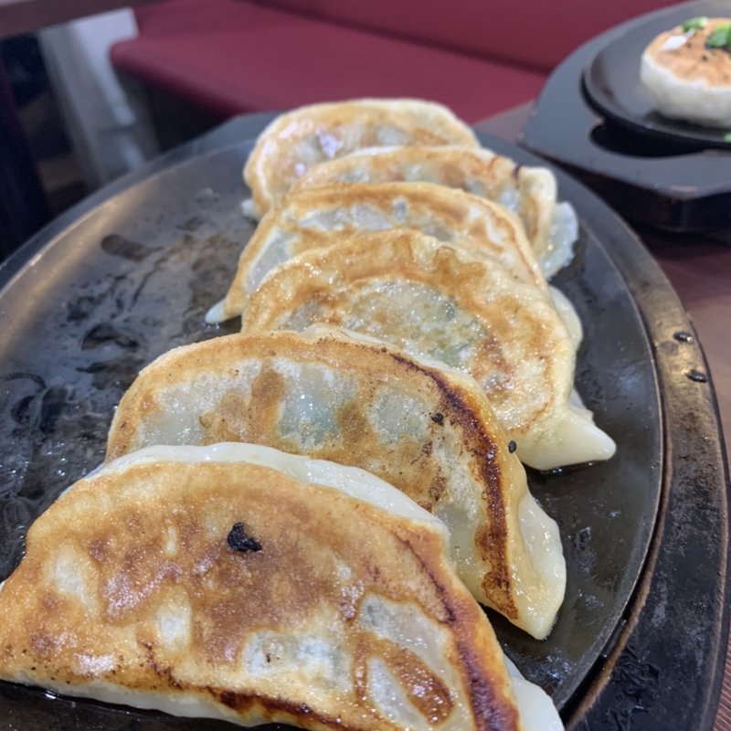 特製ジャンボ餃子(四川料理　元祖麻婆豆腐)