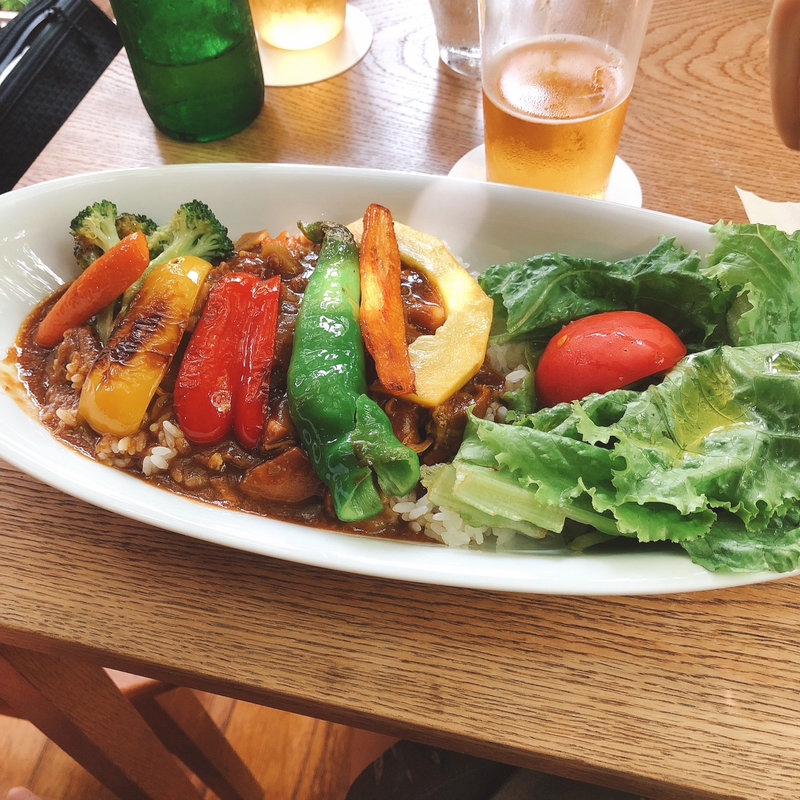 グリル野菜とチキンのカレー(cafe kaeru)