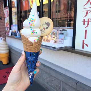 北海道ミルクのチーズケーキソフトクリーム(スヌーピー茶屋　小樽店)
