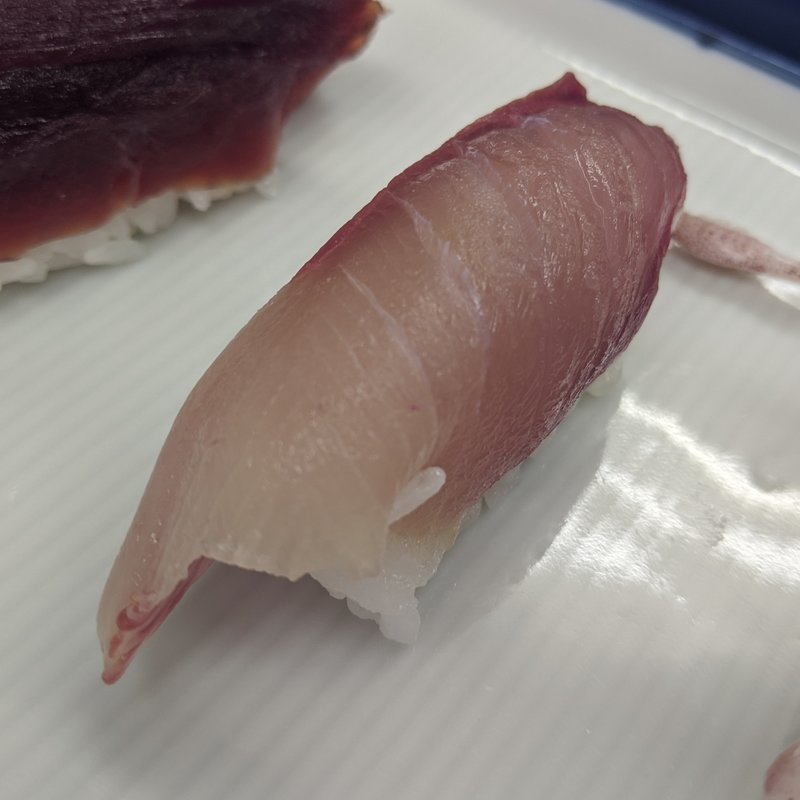 ハマチ(すし へんこつ屋 )