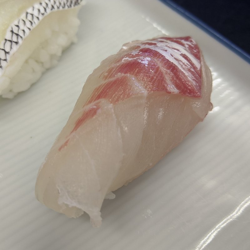 タイ(すし へんこつ屋 )