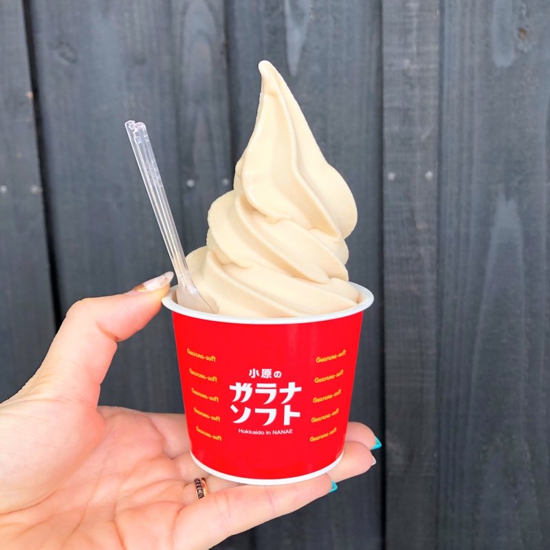 小原のガラナソフト(道の駅なないろ・ななえ)