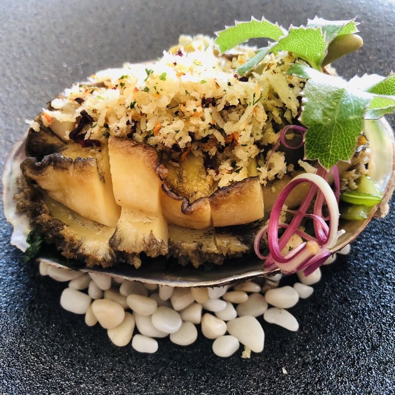 蒸し鮑のソテー(TERAKOYA（テラコヤ）)