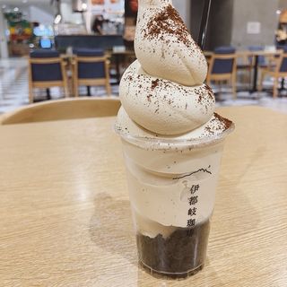 コーヒーソフトクリーム(伊都岐珈琲 （イツキコーヒー）)