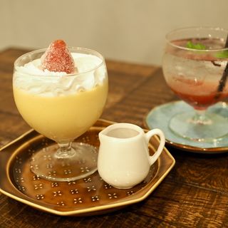 プリン(cafe&bar pocher)
