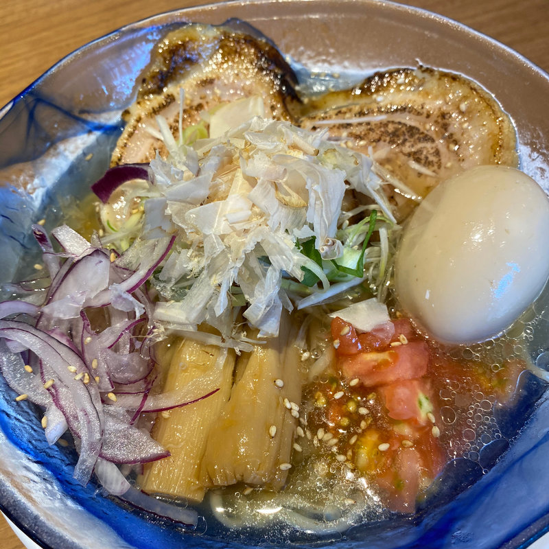 魚介香る羅臼昆布の冷やし塩ラーメン(㐂八)